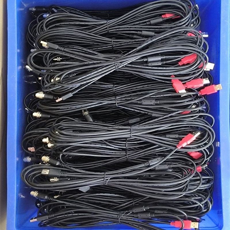 Matériau d'enveloppe XLPE Fil automobile à noyau à plusieurs fils et isolation flexible