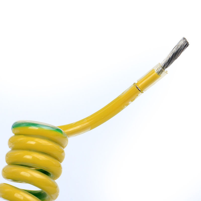 Matériau d'enveloppe PVC 2-10 cœurs retardateur de flamme spirale à ressort bouclé câble d'alimentation pour équipement électronique