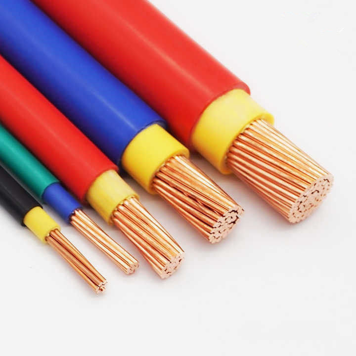 Multiple Core PVC Insulation Copper Wire 300V Rated Electrical Cable pour les applications industrielles Il est équipé d'un câble électrique de haute précision